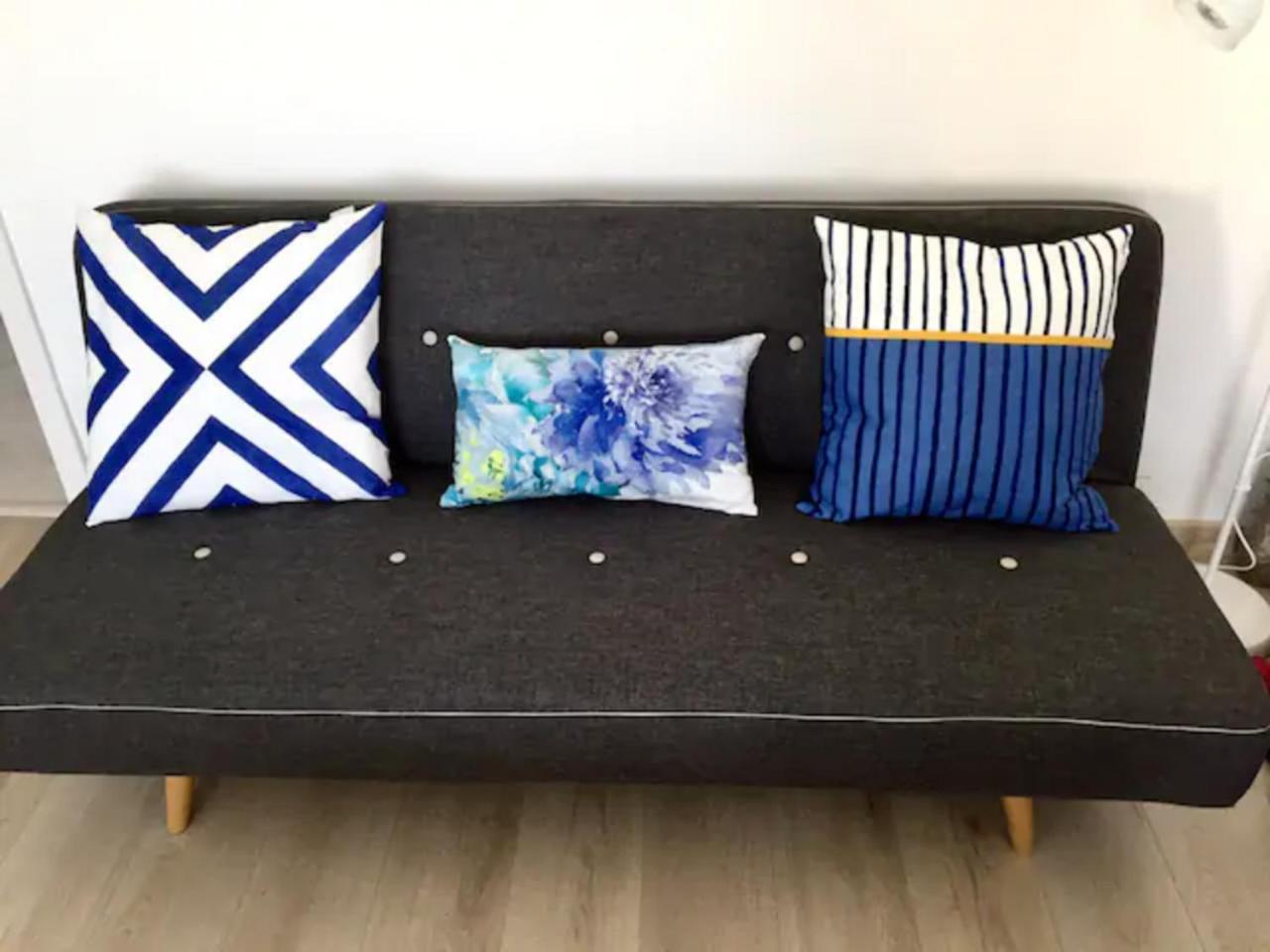 Cosy & Chic Studio Close By Victoria Square Bukarest Eksteriør billede